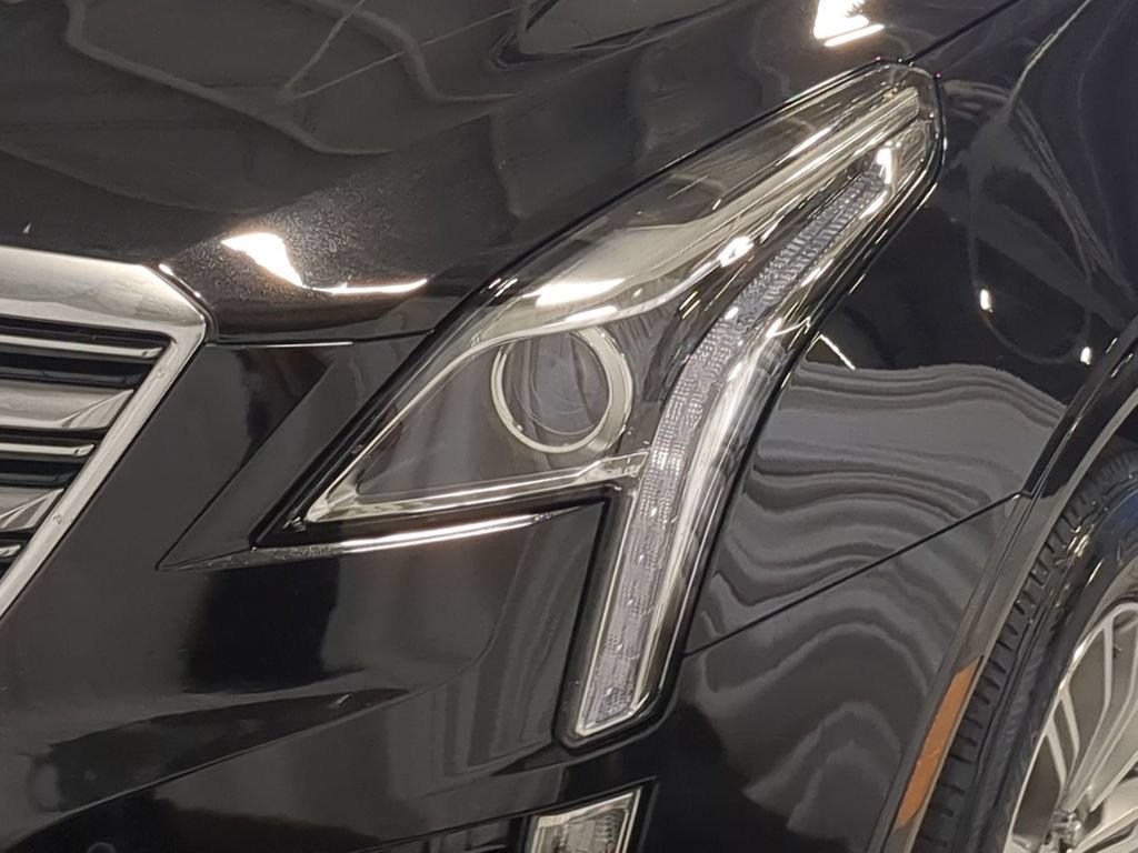 Used 2019 Cadillac XT5 Luxury FWD image 14