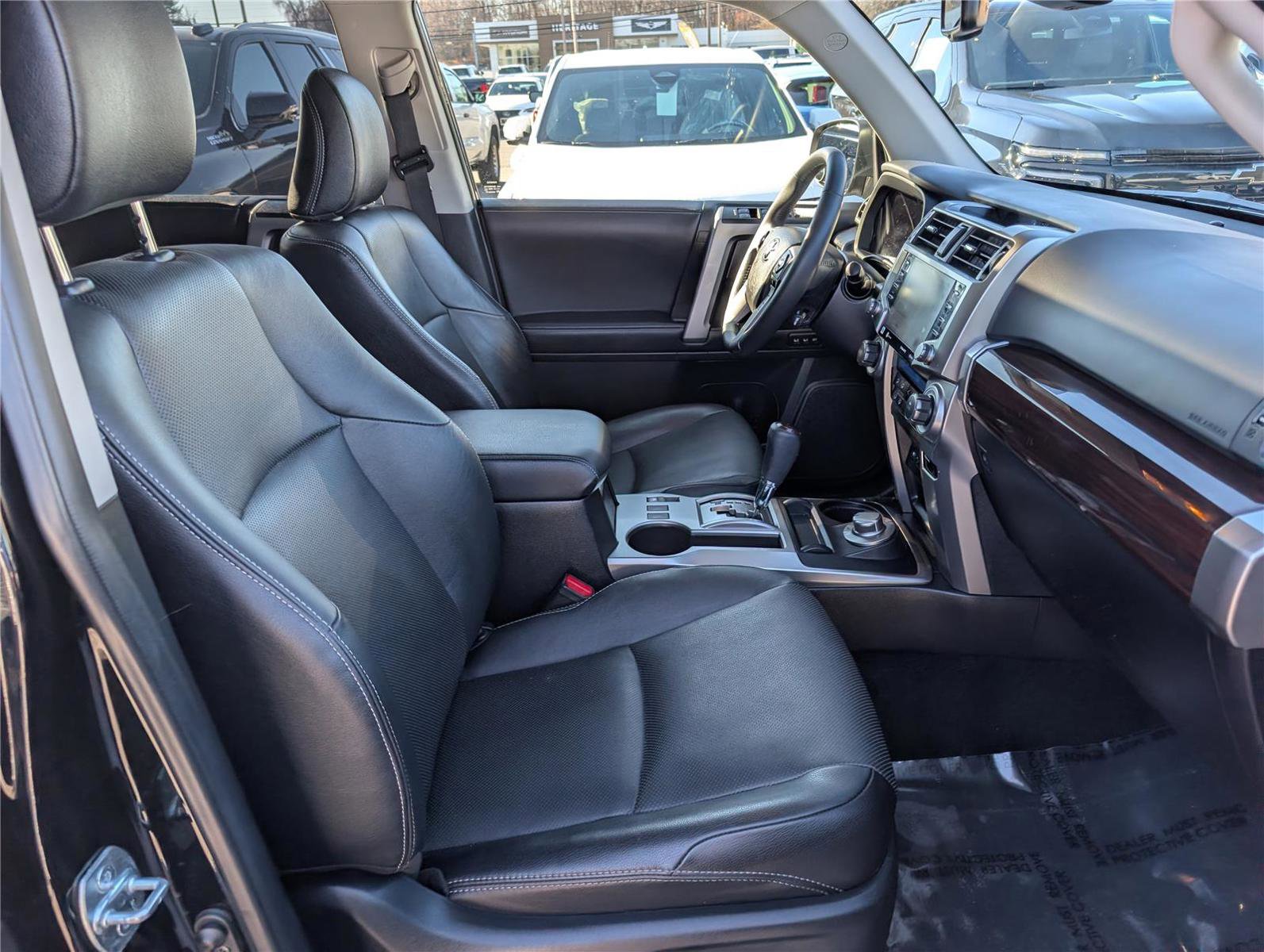 Used 2022 Toyota 4Runner Limited image 11