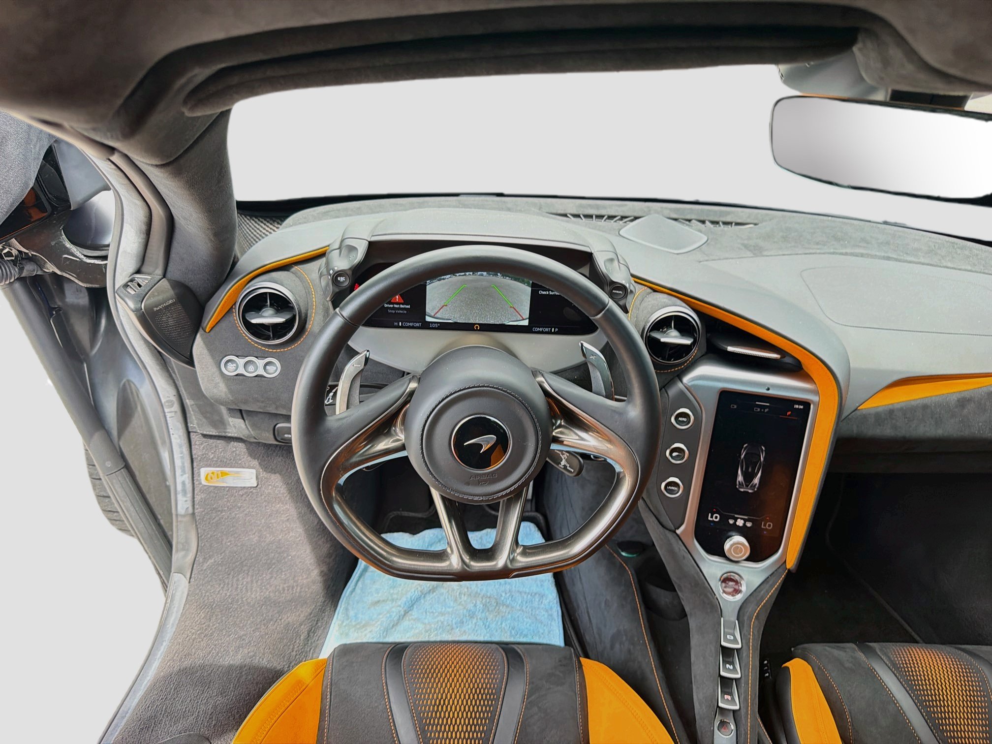 Used 2024 McLaren 750S Spider RWD image 14