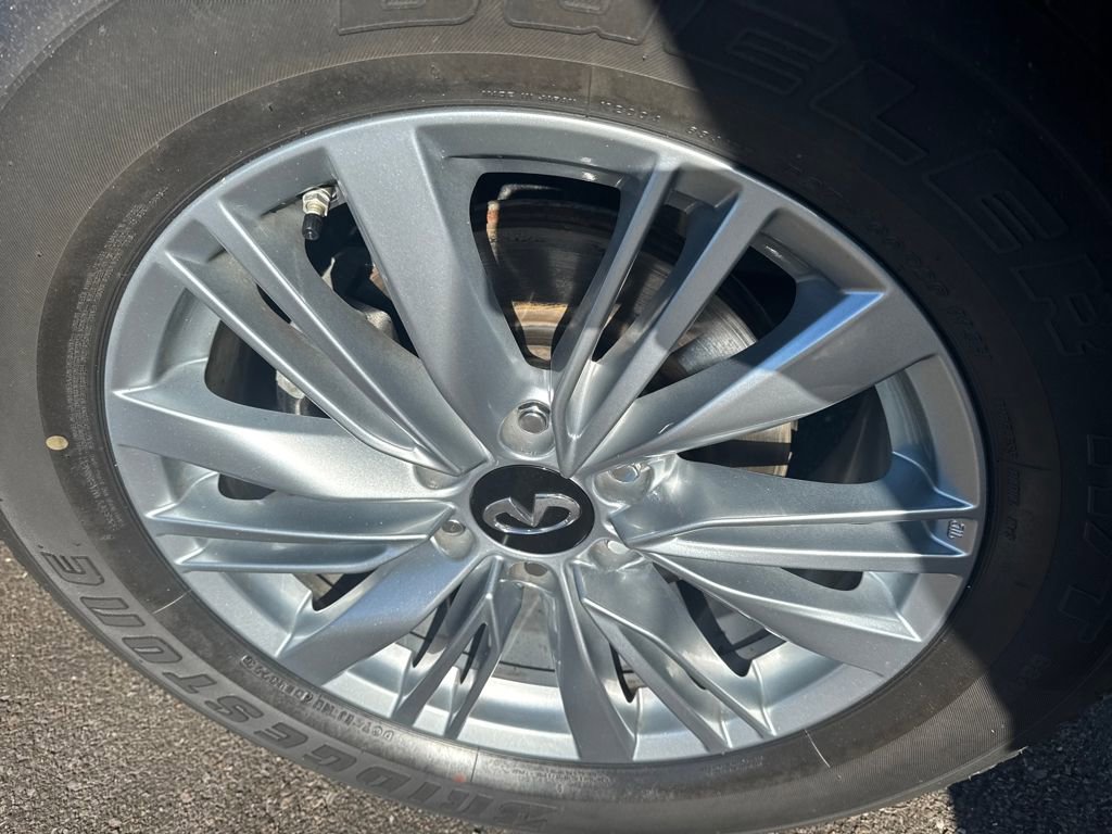 Used 2024 INFINITI QX80 Luxe image 38