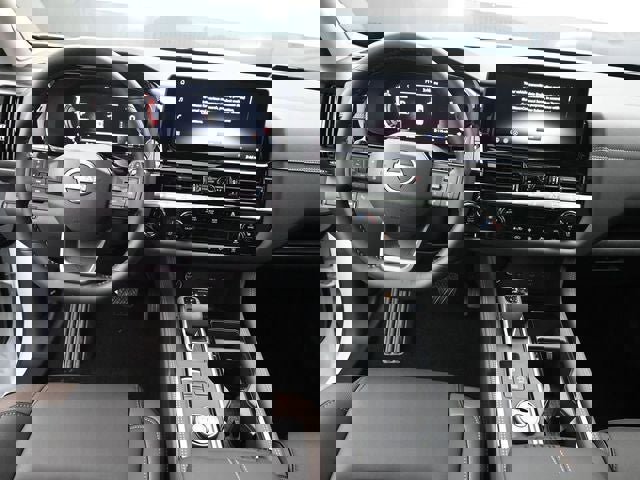 New 2026 Nissan Pathfinder Platinum image 11