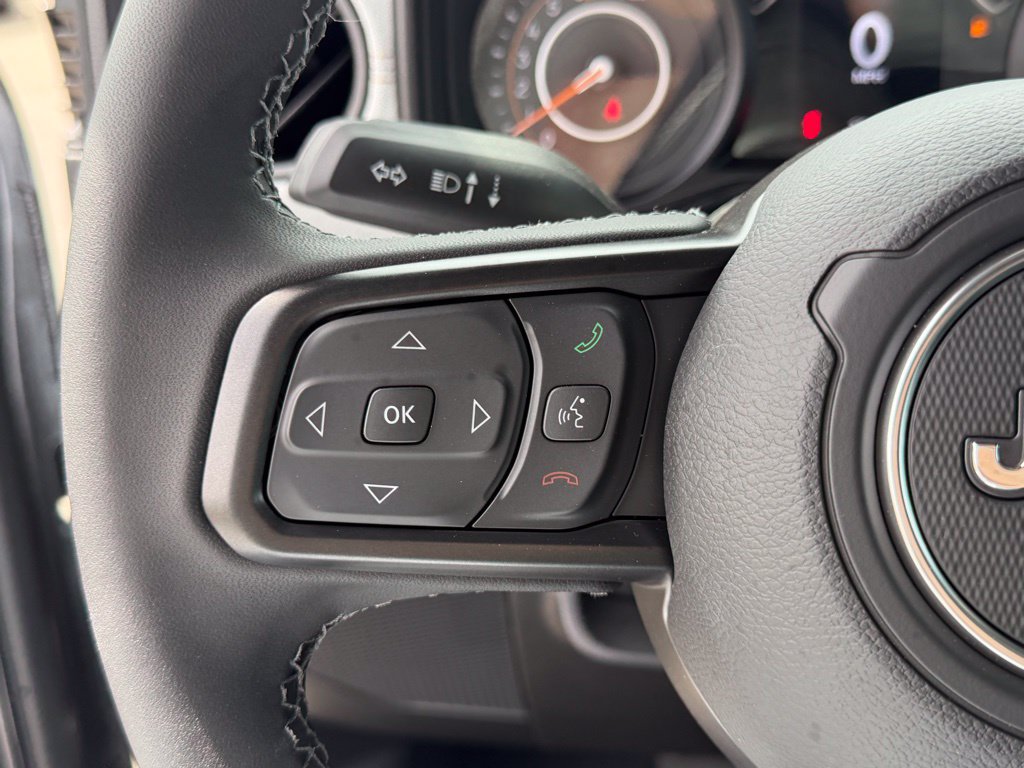 Used 2026 Jeep Wrangler Unlimited Sport AWD/4WD image 19
