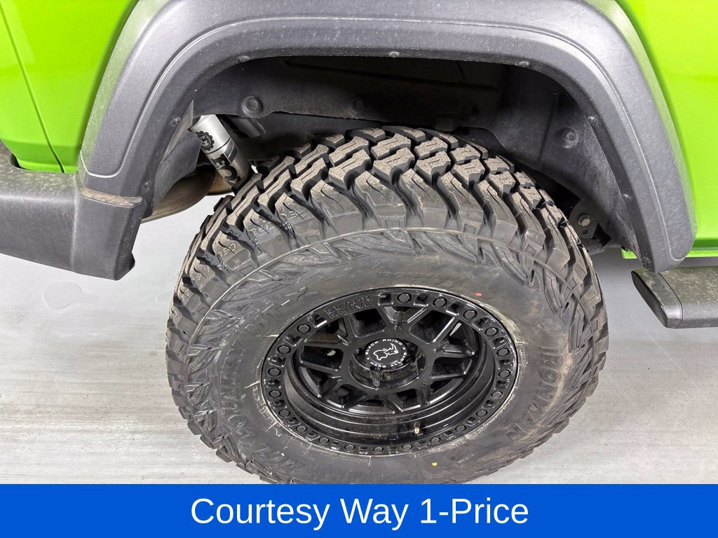 Used 2019 Jeep Wrangler Sport AWD/4WD image 13