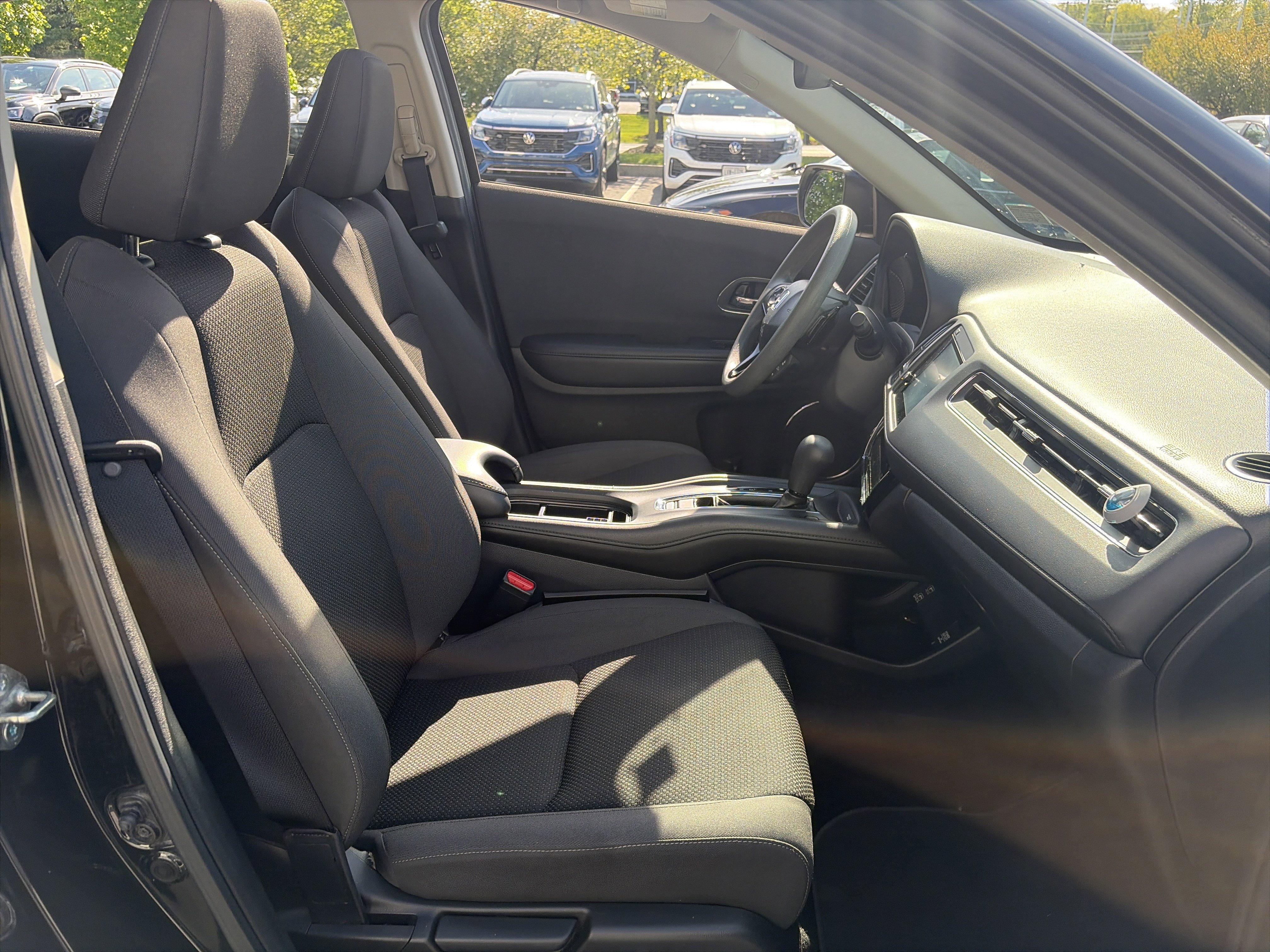 Used 2021 Honda HR-V EX image 31