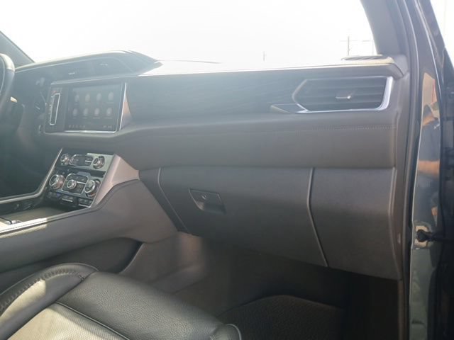 Used 2021 GMC Yukon Denali w/ Denali Ultimate Package AWD/4WD image 20