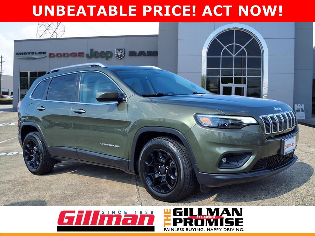 Used 2019 Jeep Cherokee Latitude w/ Popular Appearance Group