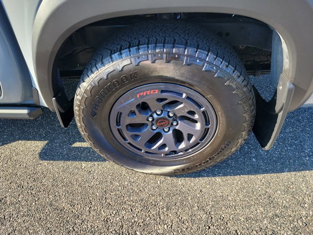 Used 2025 Nissan Frontier Pro-X w/ Pro Convenience Package RWD image 6