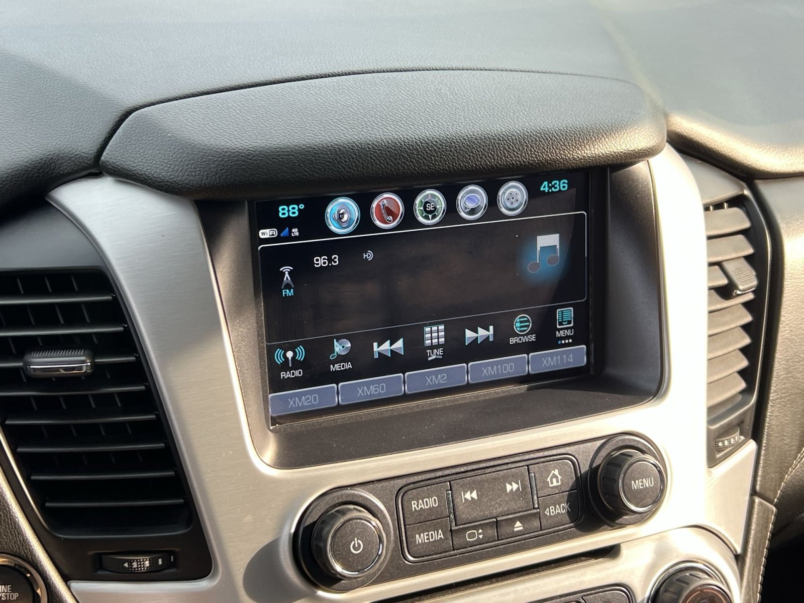 Used 2020 GMC Yukon SLT w/ Open Road Package AWD/4WD image 23