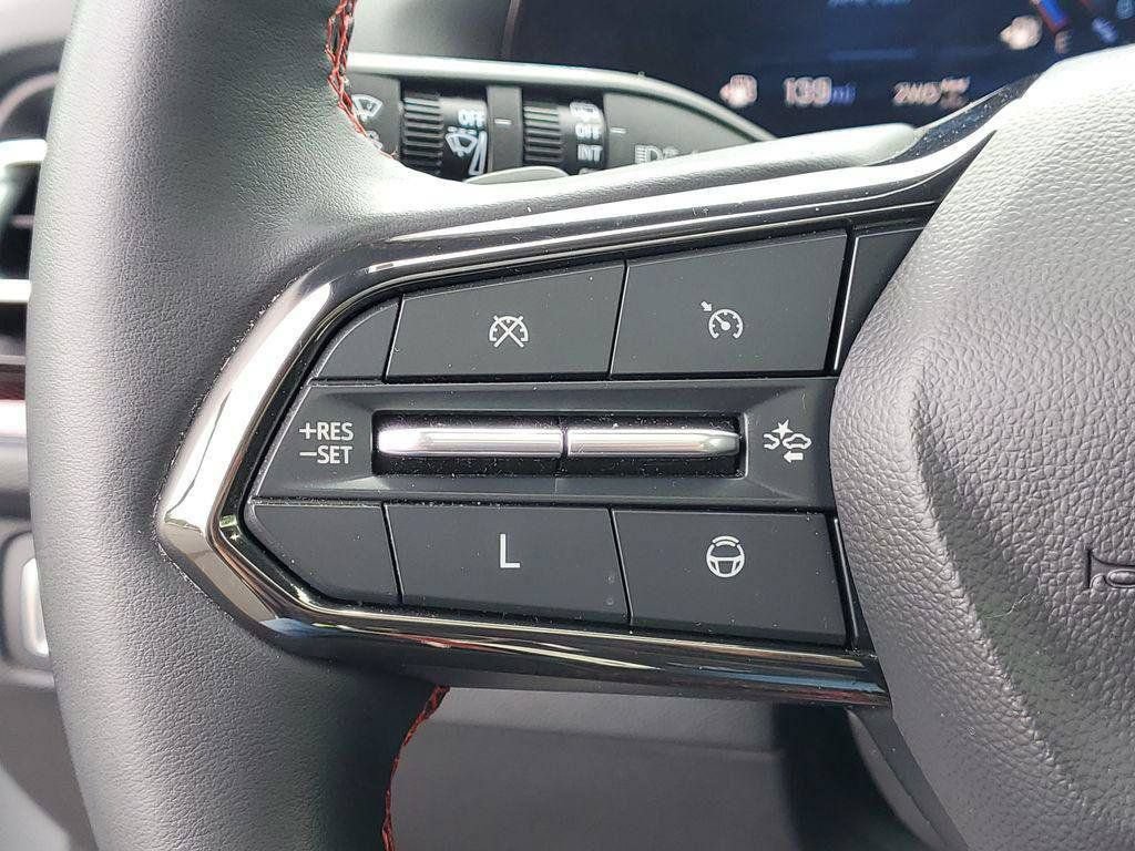 Certified 2024 Chevrolet Traverse RS AWD/4WD image 10