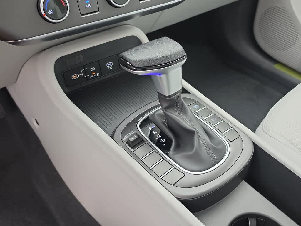 New 2027 Hyundai Kona SE FWD image 33