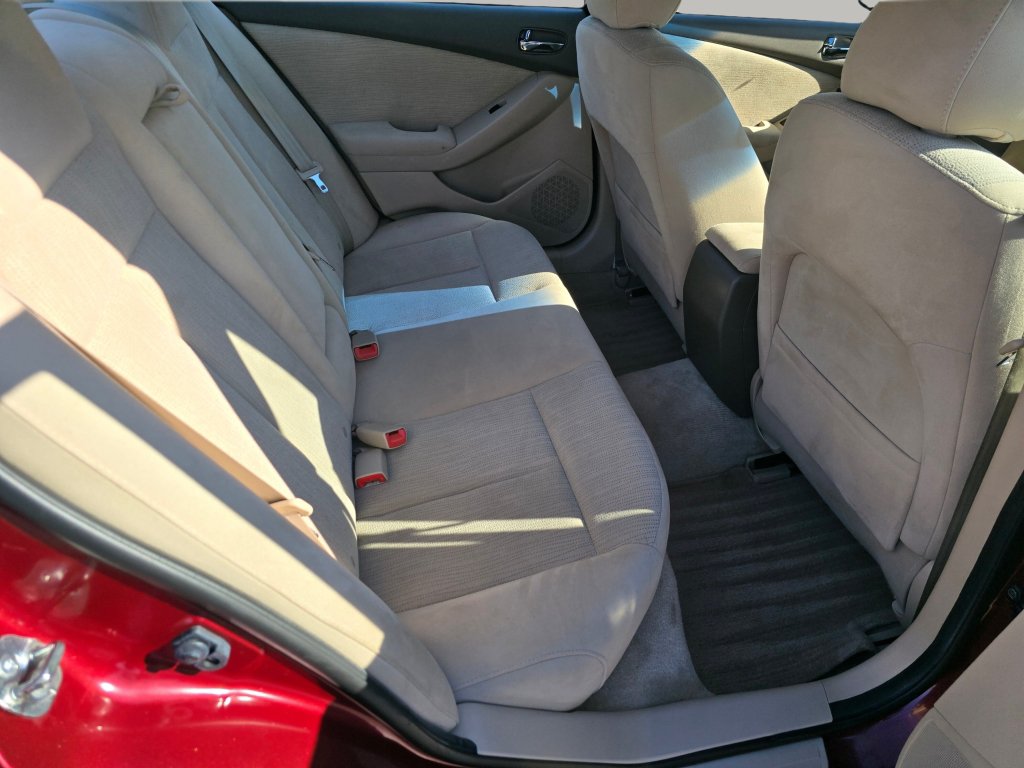 Used 2012 Nissan Altima 2.5 S FWD image 21