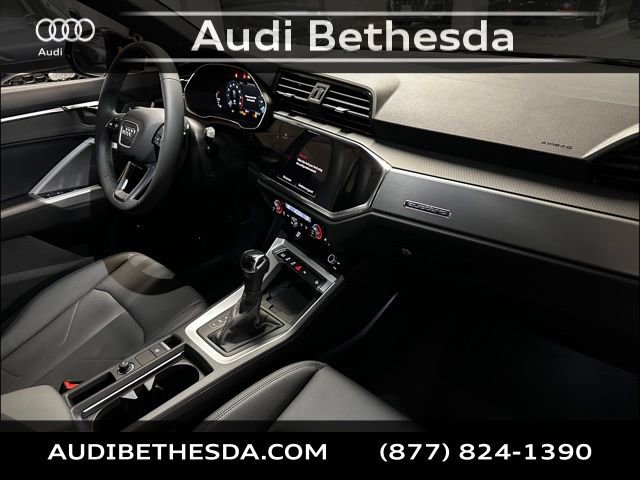New 2025 Audi Q3 2.0T Premium image 10