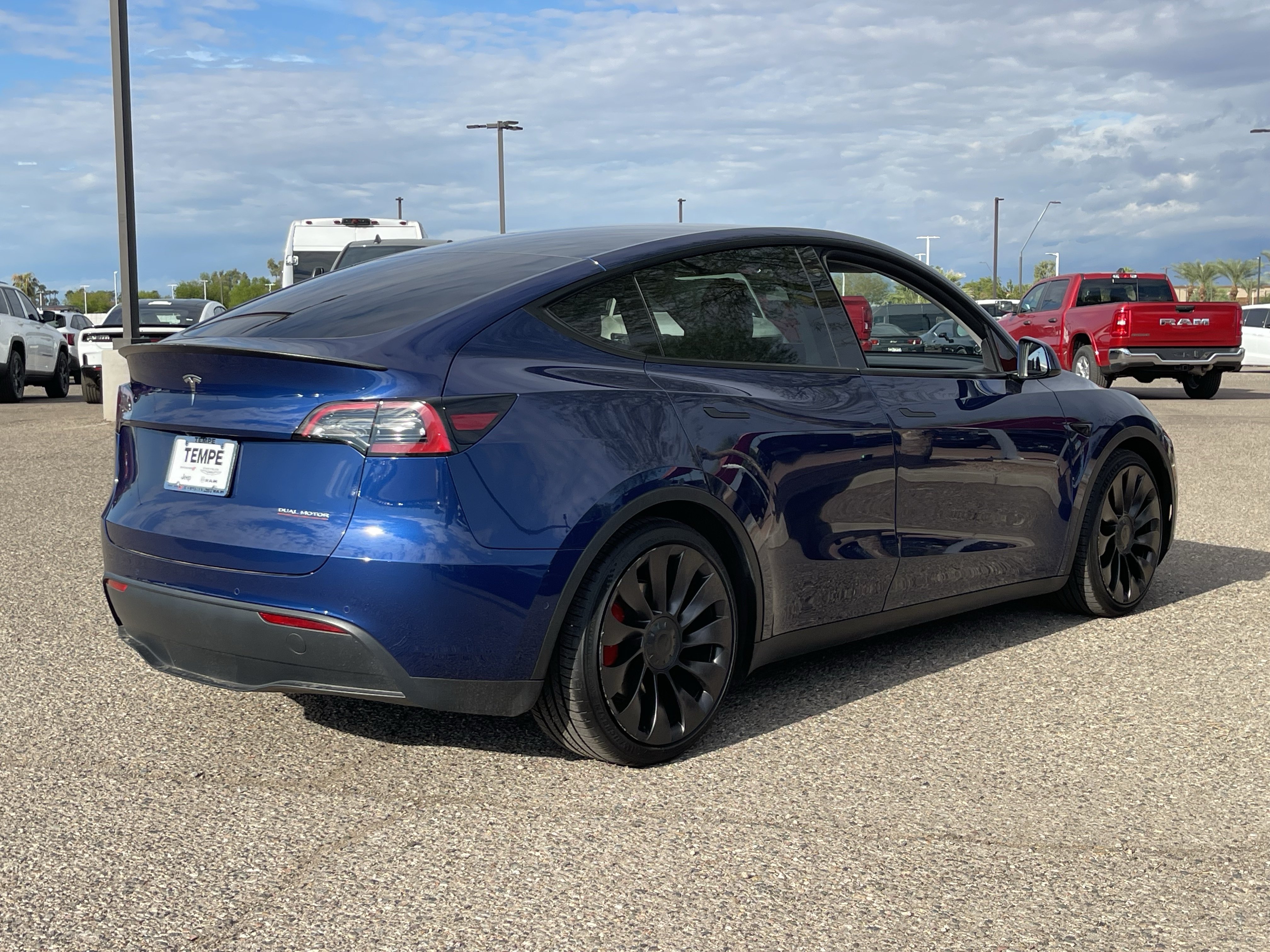 Used 2022 Tesla Model Y Performance AWD/4WD image 5