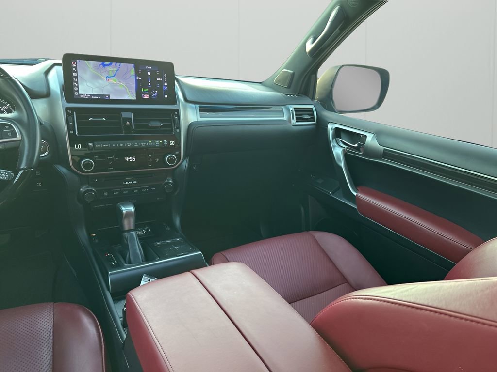 Used 2023 Lexus GX 460 Luxury image 24