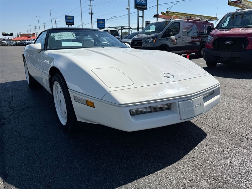 Used 1988 Chevrolet Corvette Coupe image 15