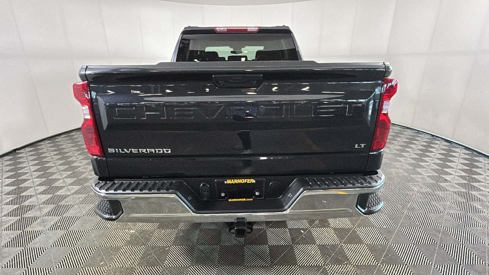 Used 2024 Chevrolet Silverado 1500 LT AWD/4WD image 4