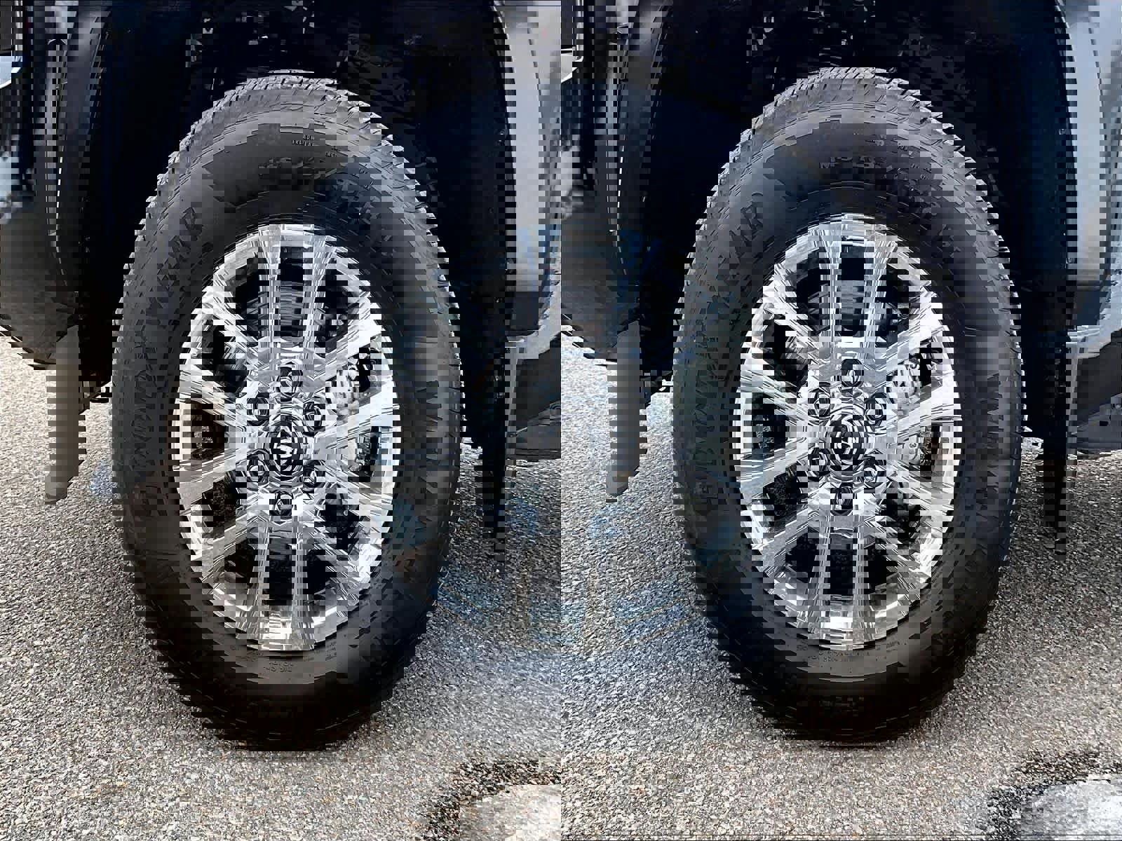 Used 2025 Toyota Tacoma Limited image 7