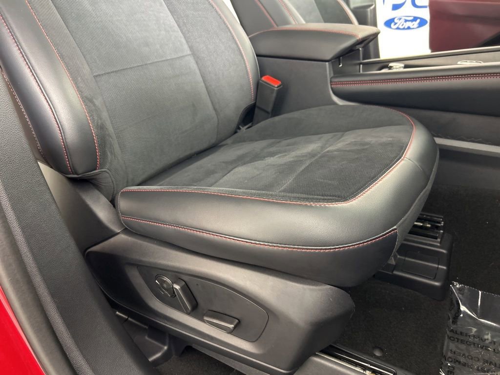 Used 2025 Ford Explorer ST w/ Sun And Sound Package image 28