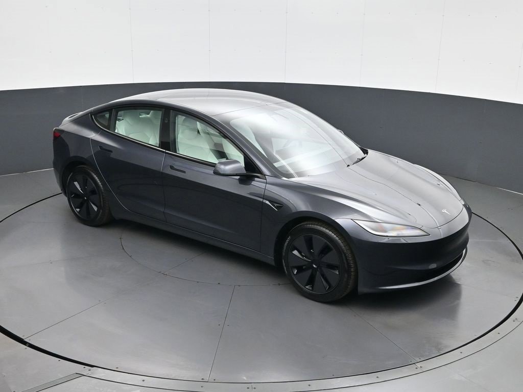 Used 2025 Tesla Model 3 Long Range image 18