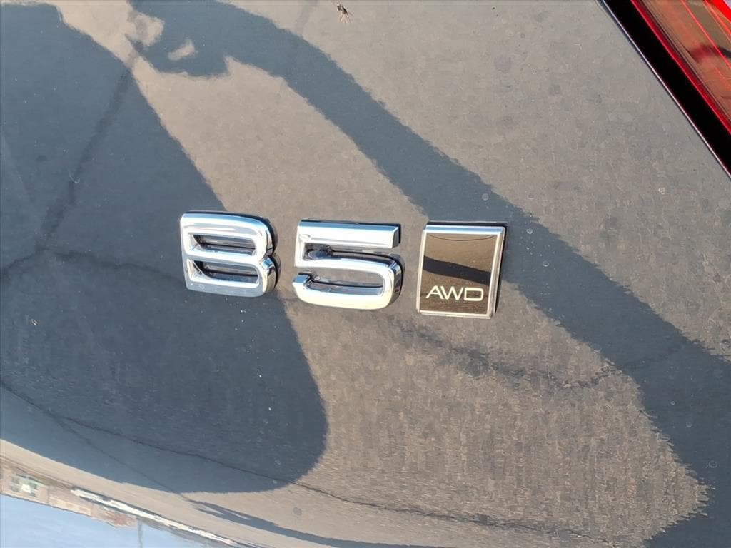 New 2026 Volvo XC40 B5 Core w/ Climate Package AWD/4WD image 6