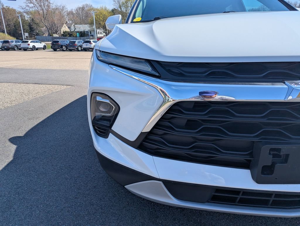 Used 2023 Chevrolet Blazer LT AWD/4WD image 10
