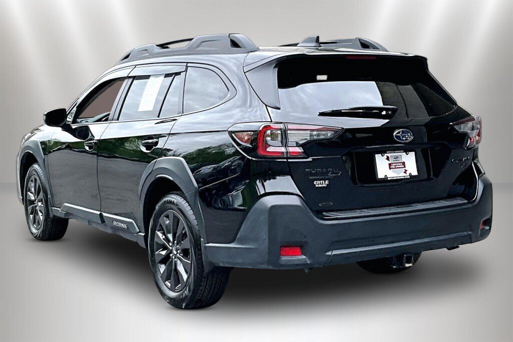 Certified 2025 Subaru Outback Onyx Edition XT AWD/4WD image 4