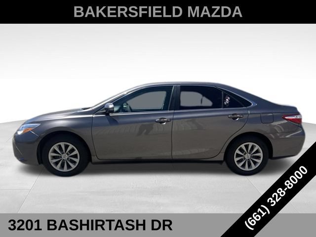 Used 2015 Toyota Camry LE FWD image 2