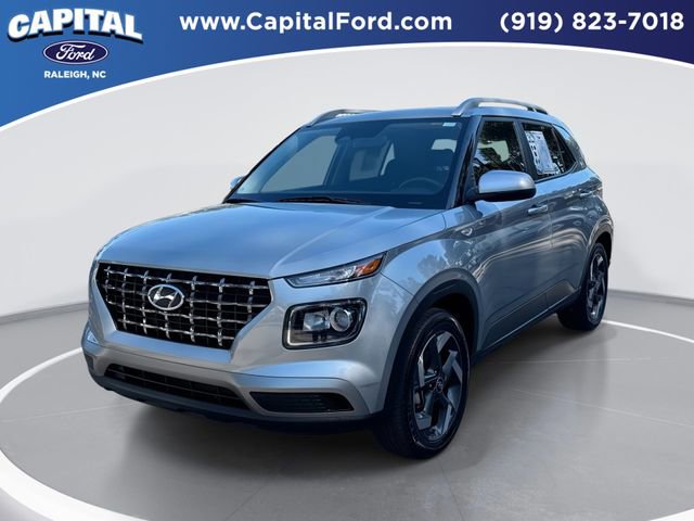 Used 2025 Hyundai Venue SEL