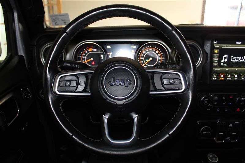 Used 2019 Jeep Wrangler Unlimited Sahara AWD/4WD image 16