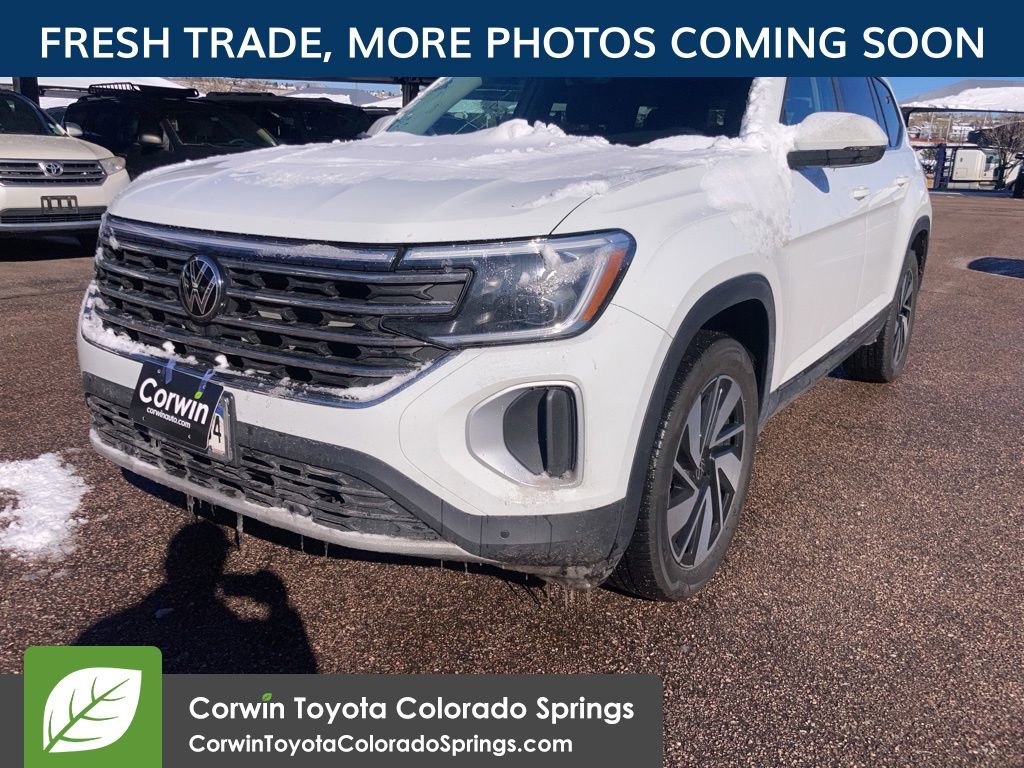 Used 2024 Volkswagen Atlas SE image 3