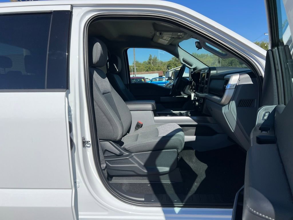 New 2026 Ford F250 XLT w/ FX4 Off-Road Package image 22