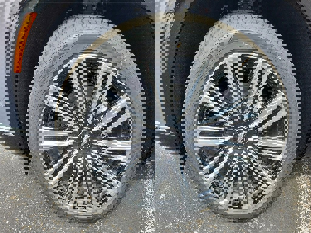 New 2026 Cadillac Vistiq Premium Luxury image 6