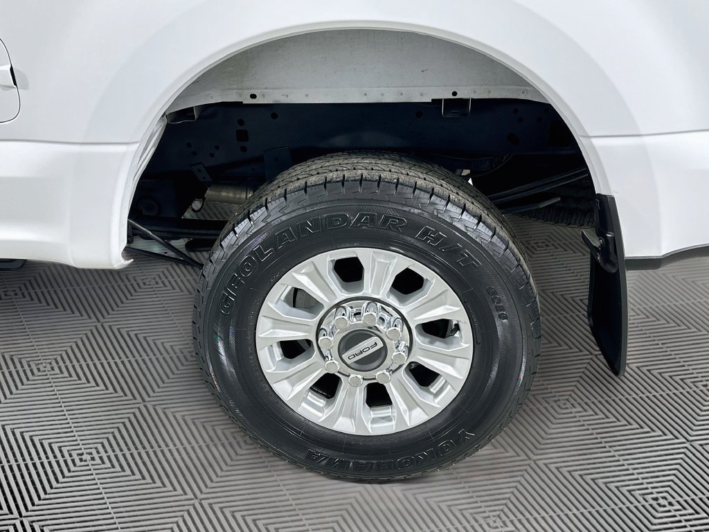 Certified 2022 Ford F250 XLT AWD/4WD image 28