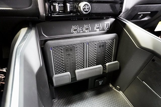 New 2026 RAM 1500 Laramie w/ Night Edition image 36