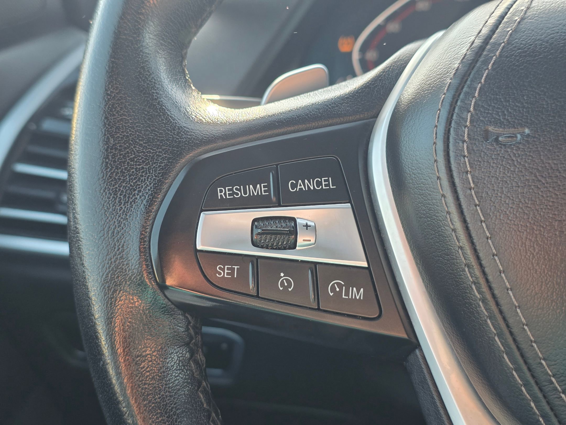 Used 2023 BMW X5 xDrive40i image 17