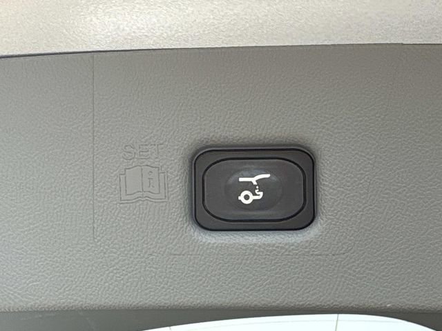 Certified 2023 Lincoln Nautilus Reserve FWD image 13