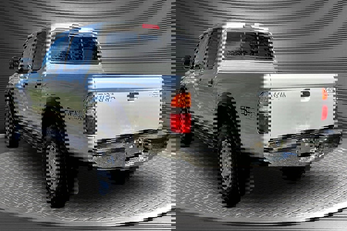 Used 2003 Toyota Tacoma PreRunner RWD image 4