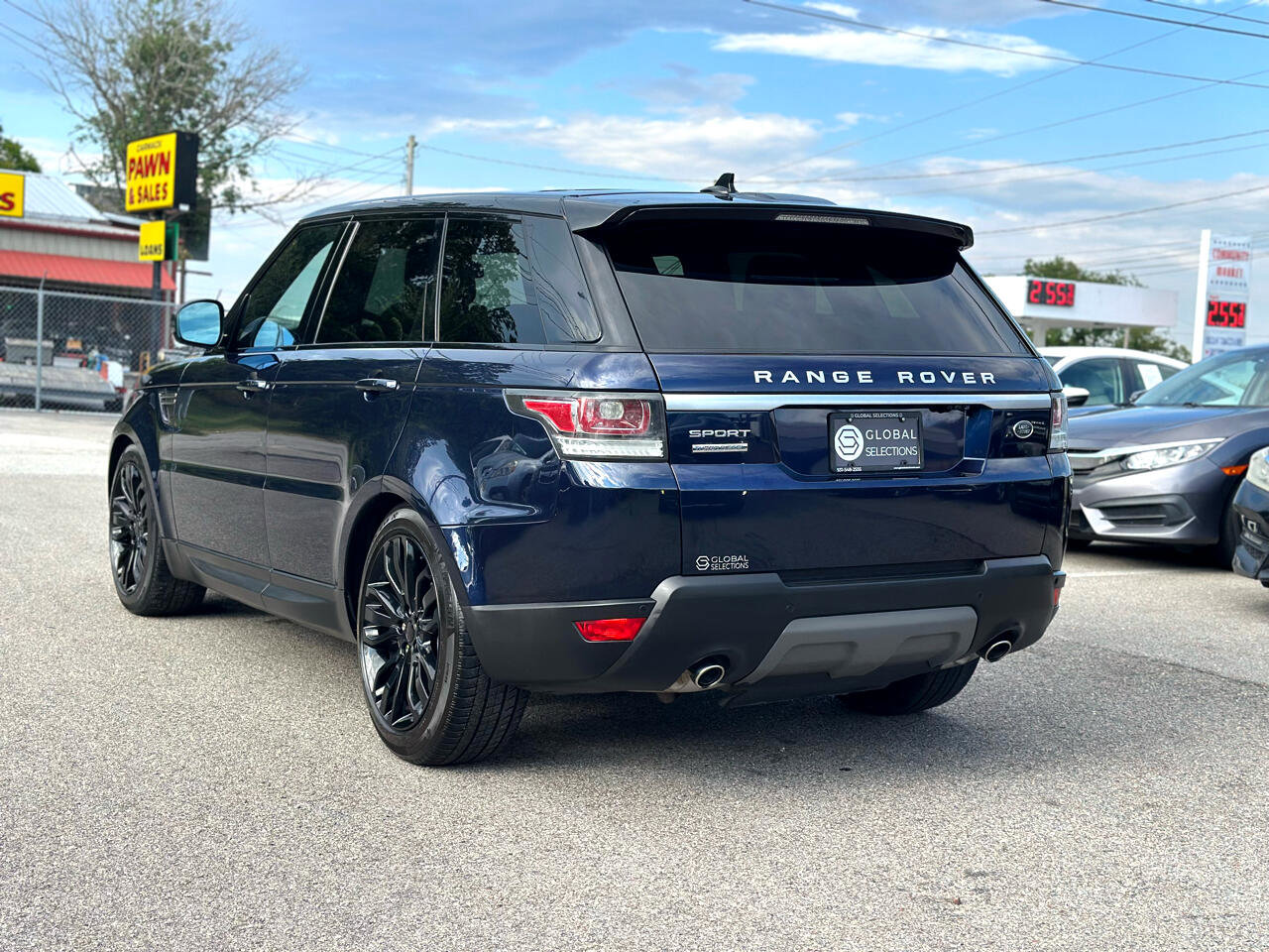 Used 2016 Land Rover Range Rover Sport SE image 6