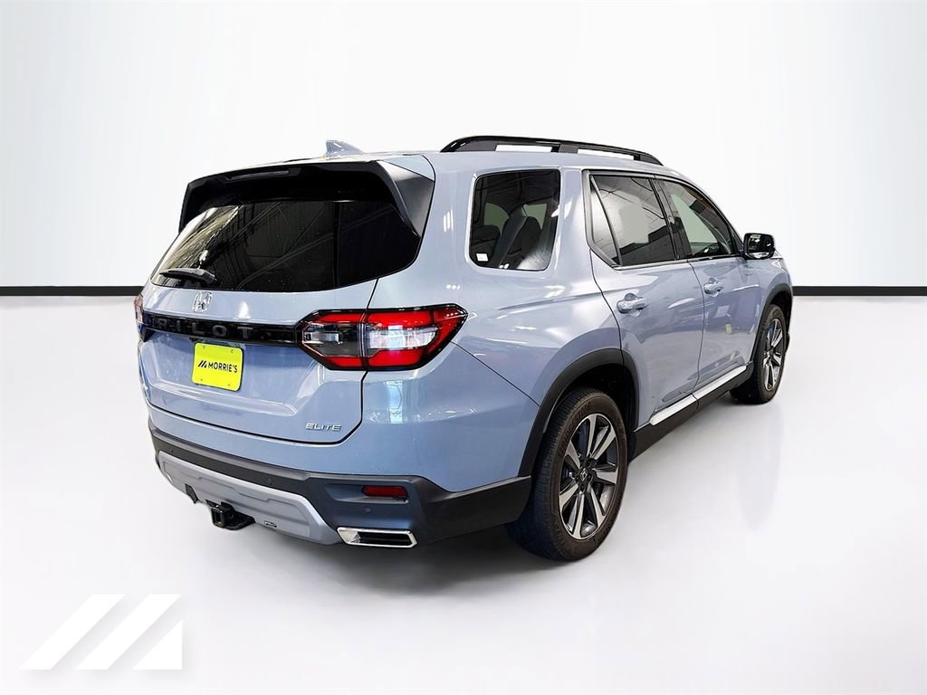 Used 2025 Honda Pilot Elite image 4
