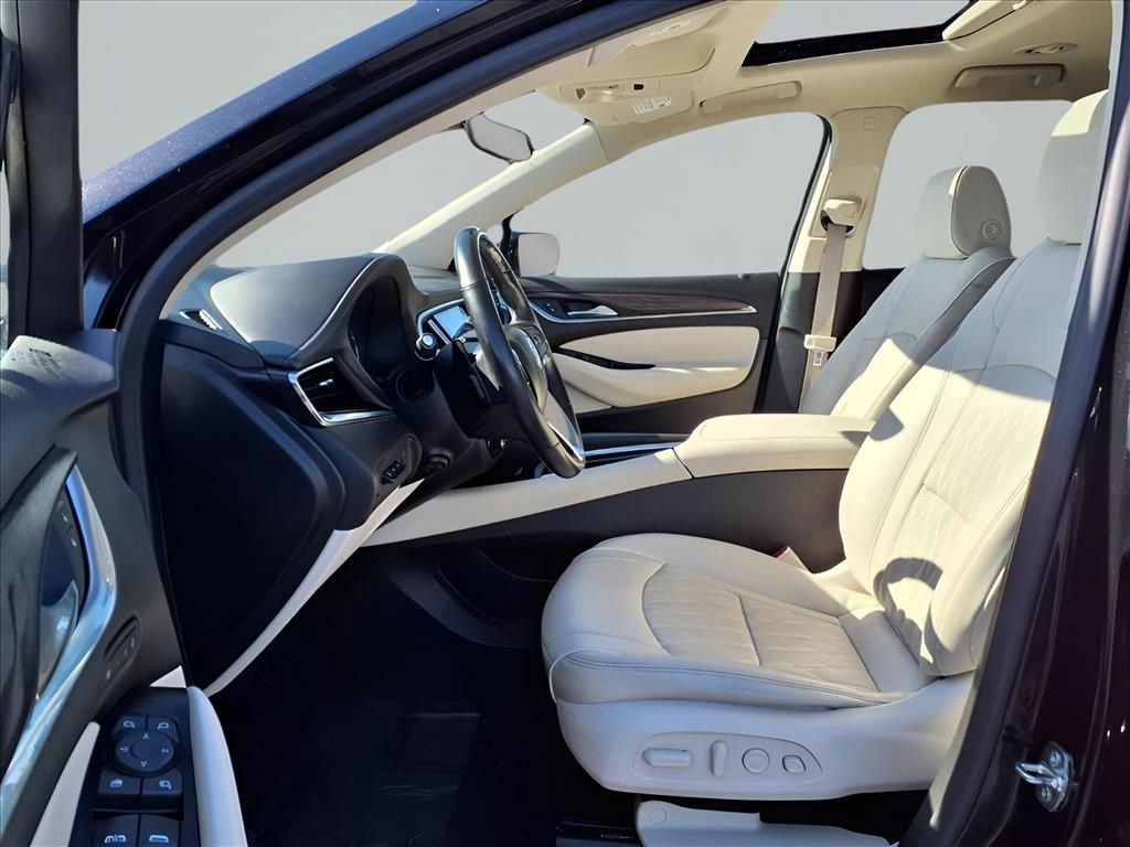 Used 2022 Buick Enclave Avenir w/ Avenir Technology Package image 26