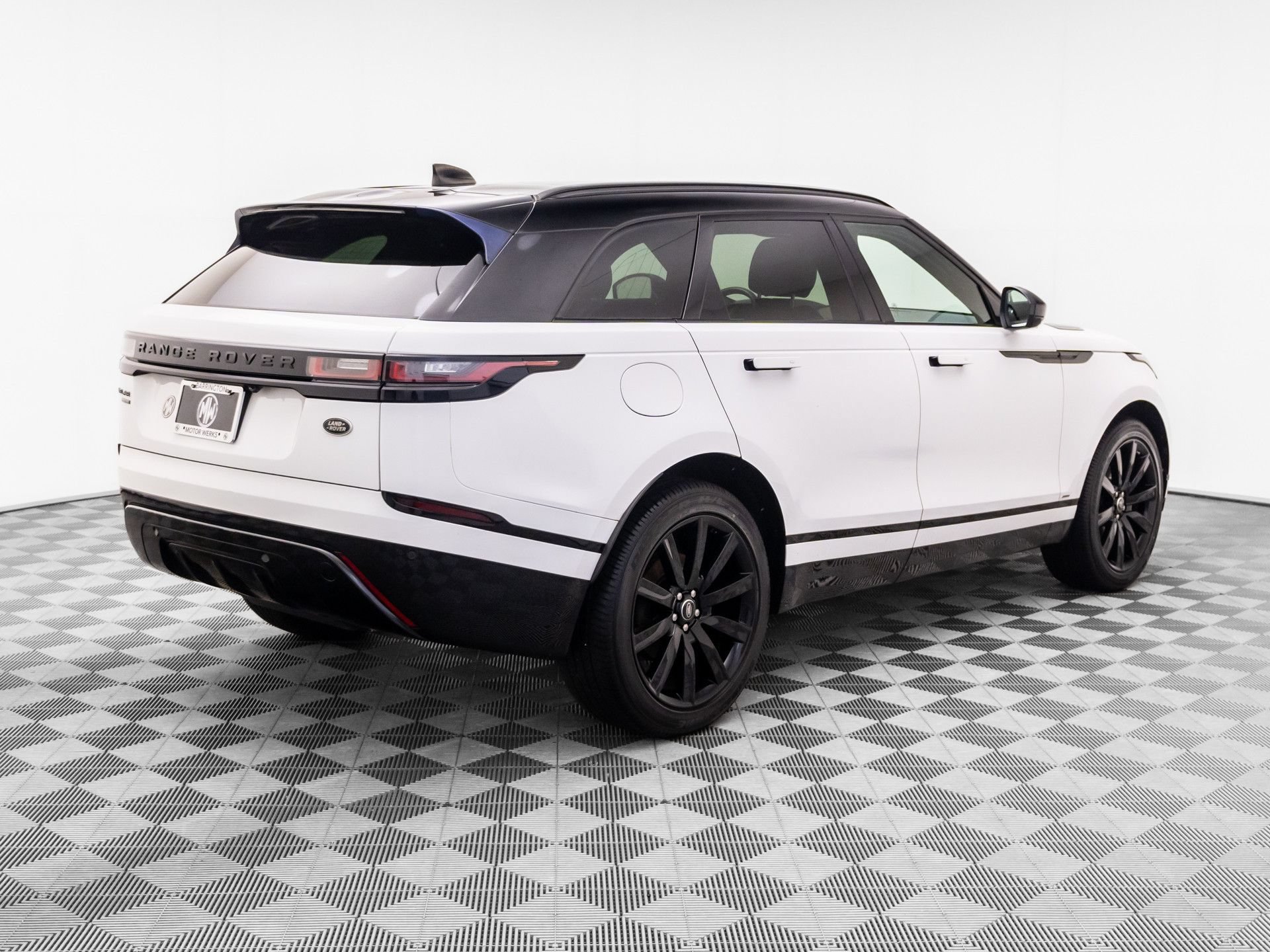 Used 2020 Land Rover Range Rover Velar R-Dynamic S AWD/4WD image 5