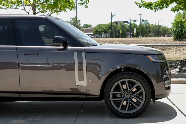 New 2026 Land Rover Range Rover SE AWD/4WD image 10
