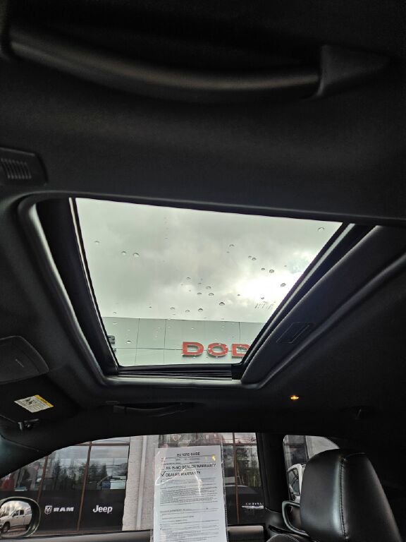 Used 2022 Dodge Challenger R/T Scat Pack image 17