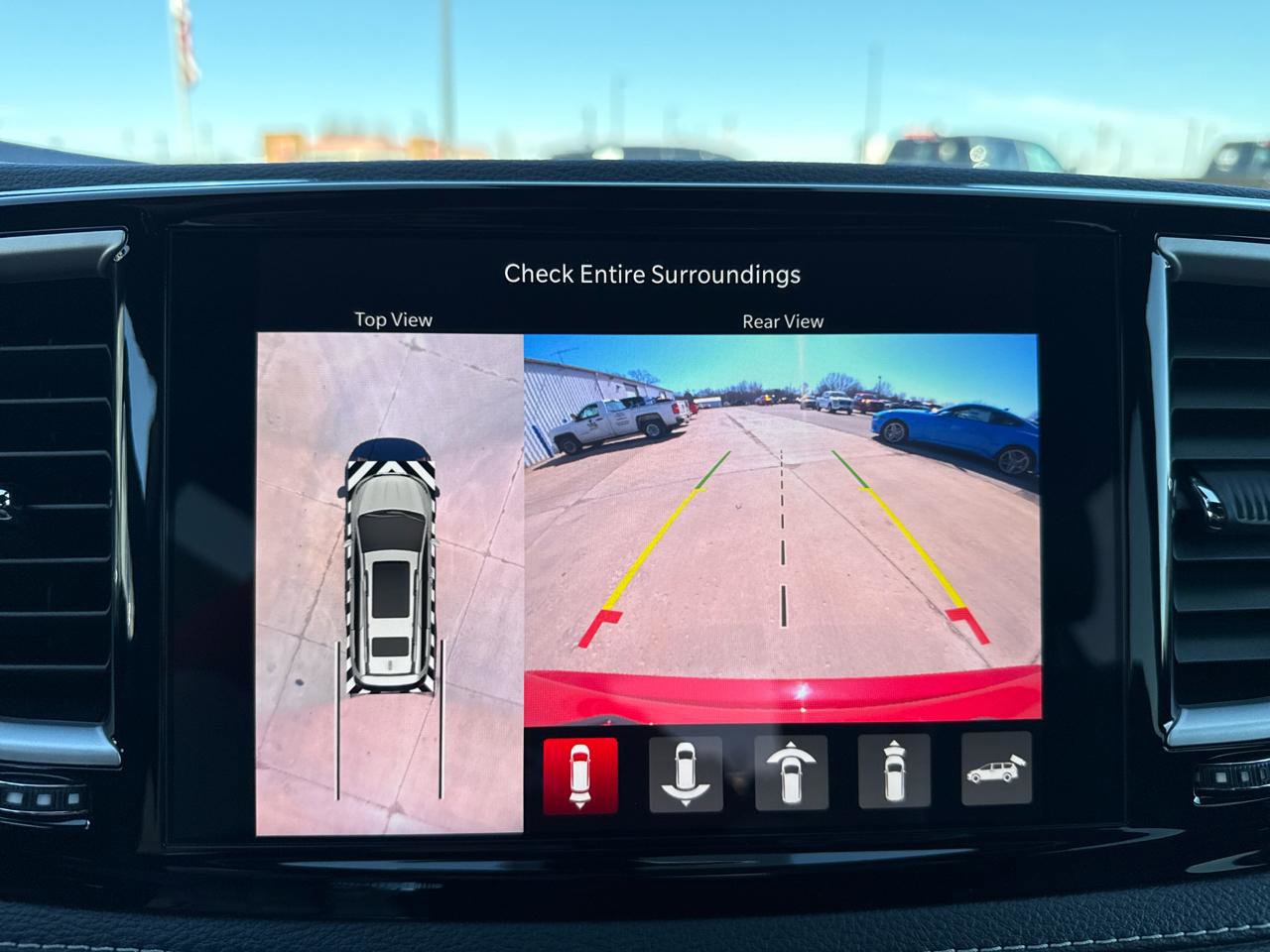 New 2026 Chrysler Pacifica Select image 40