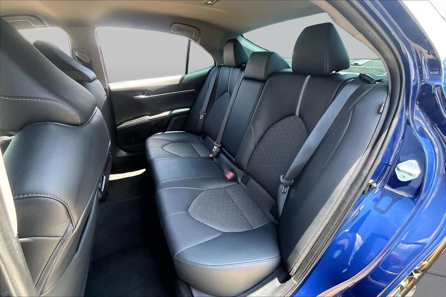 Used 2023 Toyota Camry XSE FWD image 19