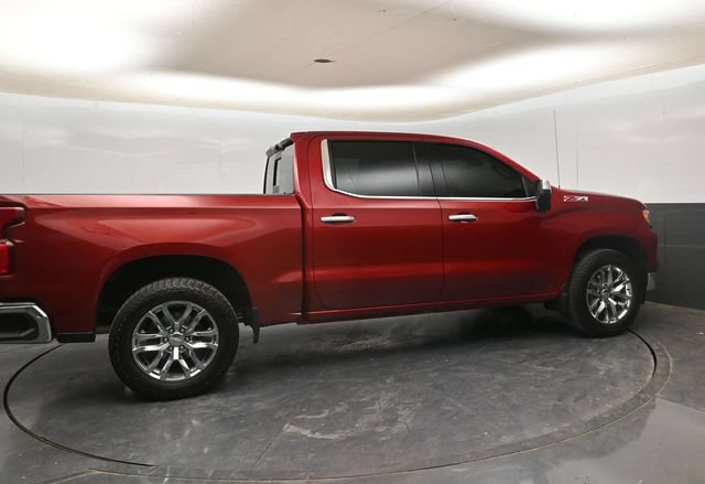 Used 2022 Chevrolet Silverado 1500 LTZ w/ LTZ Premium Package AWD/4WD image 8