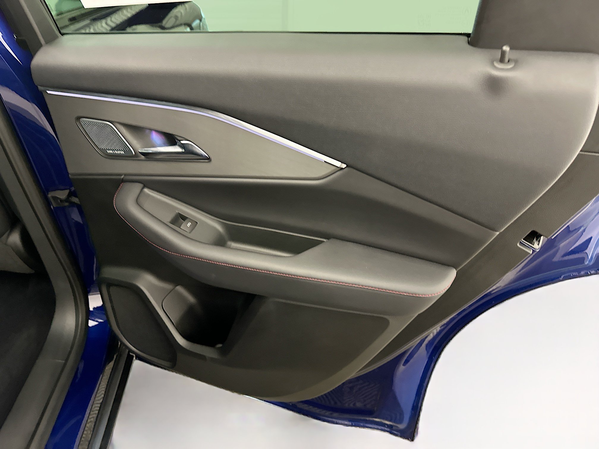Used 2024 Acura ZDX A-Spec AWD/4WD image 33