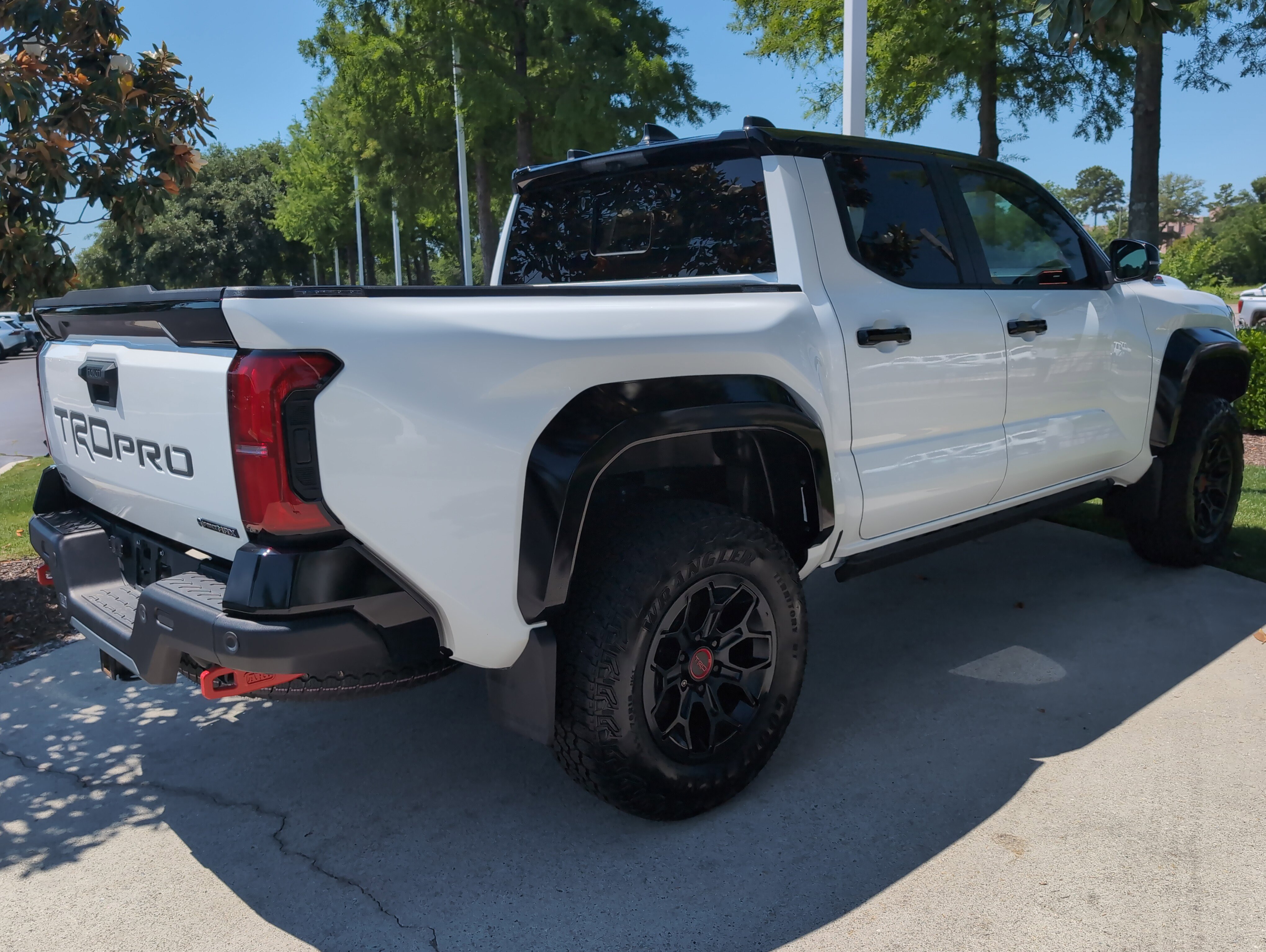 Certified 2025 Toyota Tacoma TRD Pro w/ Tow Tech Package AWD/4WD image 9