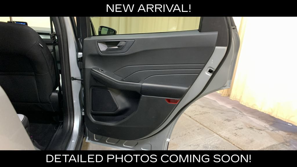 Used 2023 Ford Escape Active AWD/4WD image 12