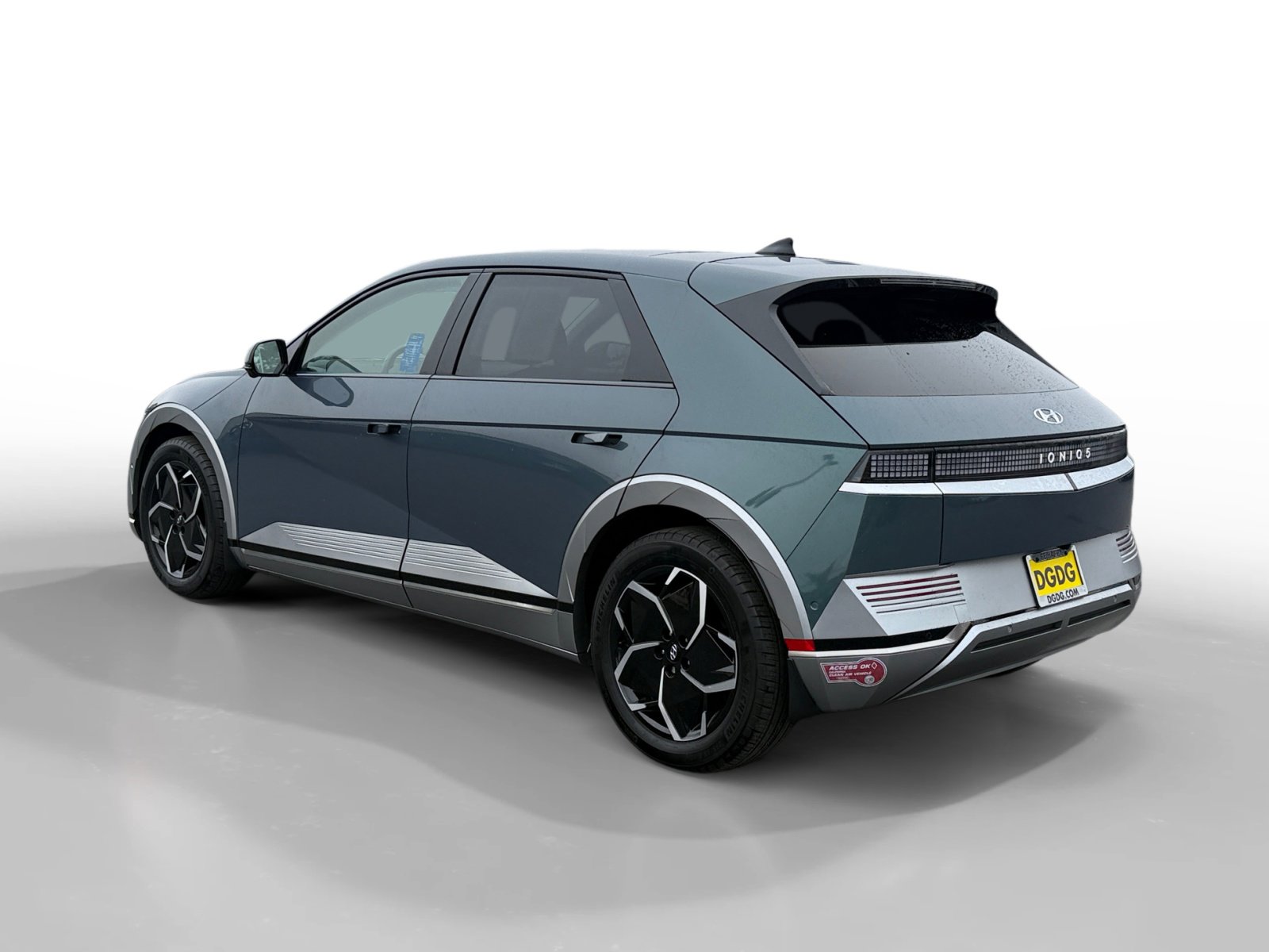 Used 2023 Hyundai Ioniq 5 Limited image 3